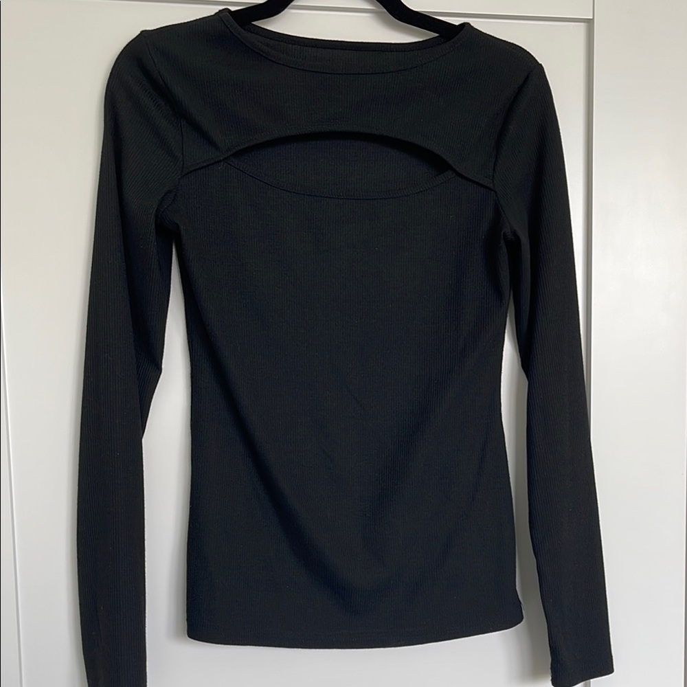 Black Long Sleeve Women's Top With Cutout